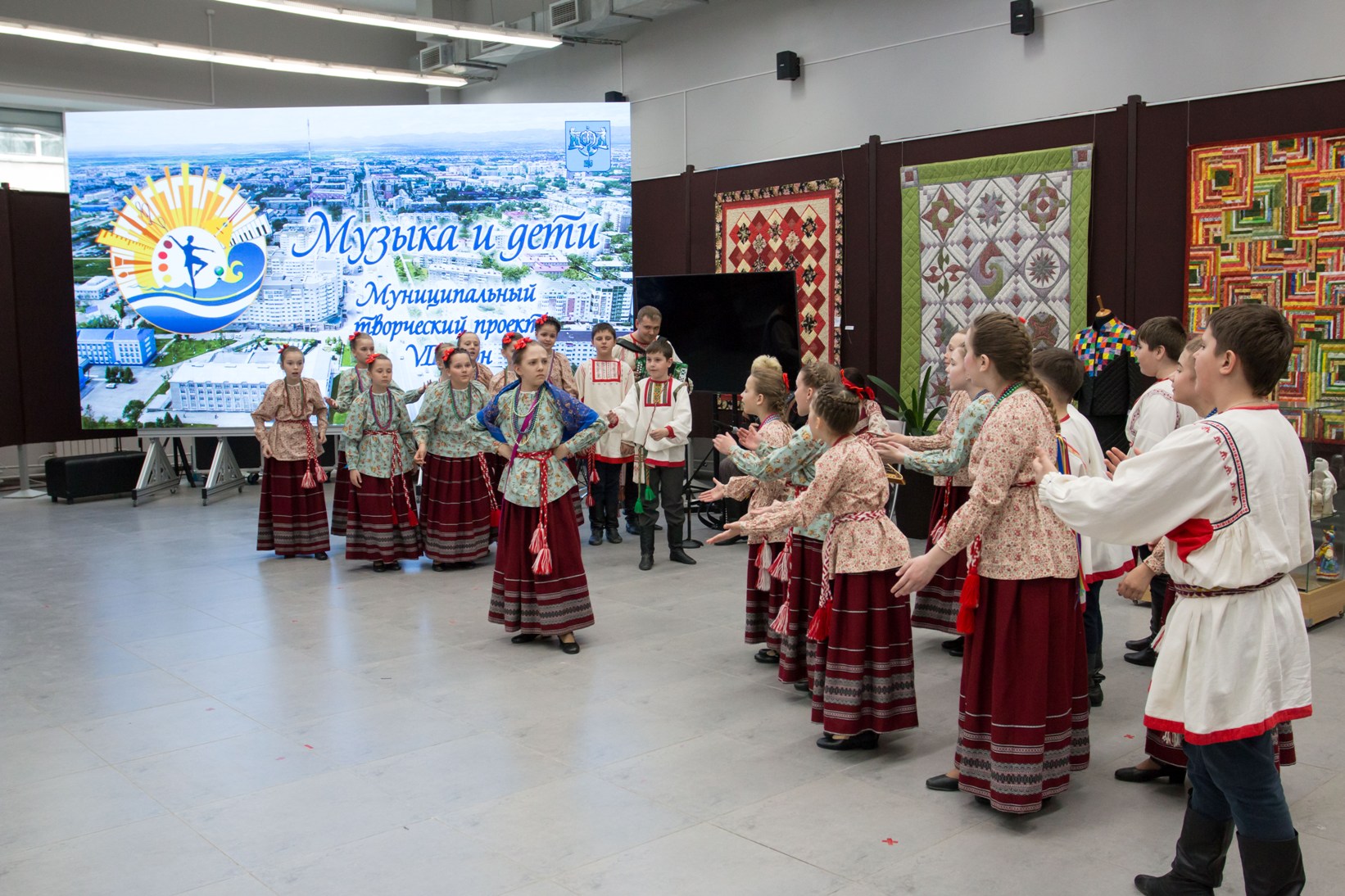 Школа этнос. Детская школа этнос. ДШИ этнос. Этническая школа. Школьный этнофестиваль Удмуртии.